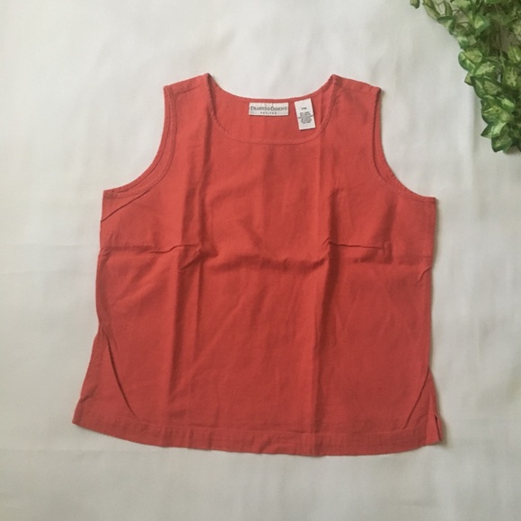 Sleeveless Linen Top - Picture 2 of 5